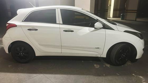 HYUNDAI HB20 1.0 COMFORT 12V FLEX 4P MANUAL HYUNDAI HB20 1.0 COMFORT 12V FLEX 4P MANUAL